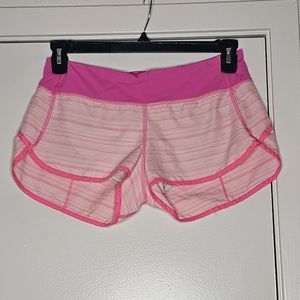 🍋 Lululemon speed shorts size 6 euc